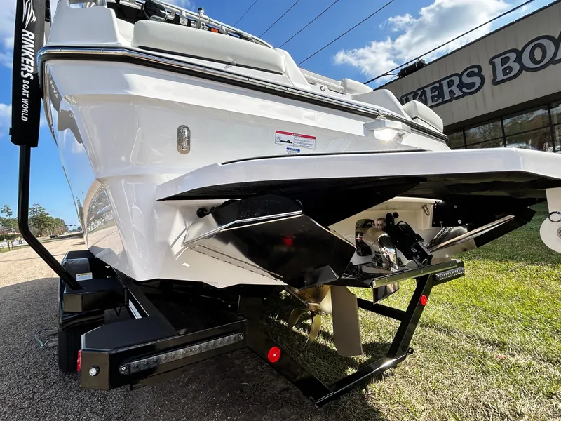 Slide: The Image of MasterCraft XT23 2026 - 8