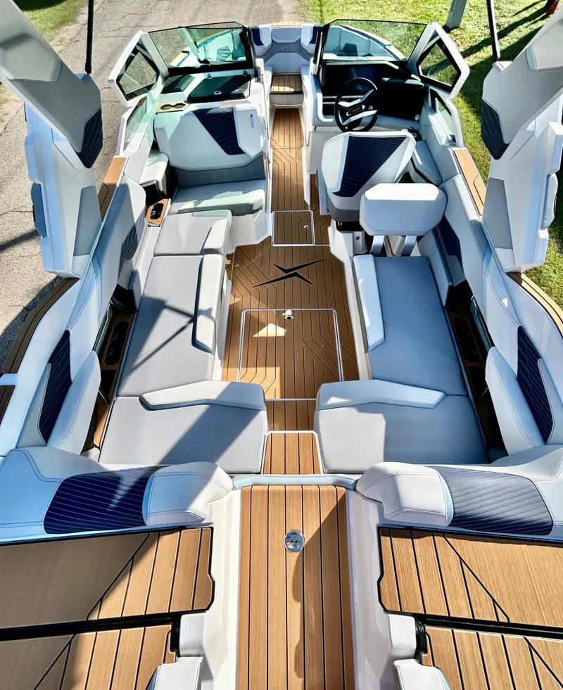 Slide: The Image of MasterCraft X24 2026 - 12