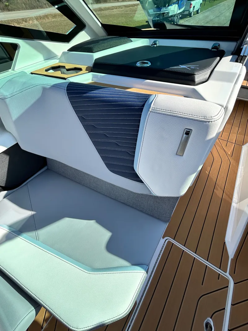 Slide: The Image of MasterCraft X24 2026 - 41