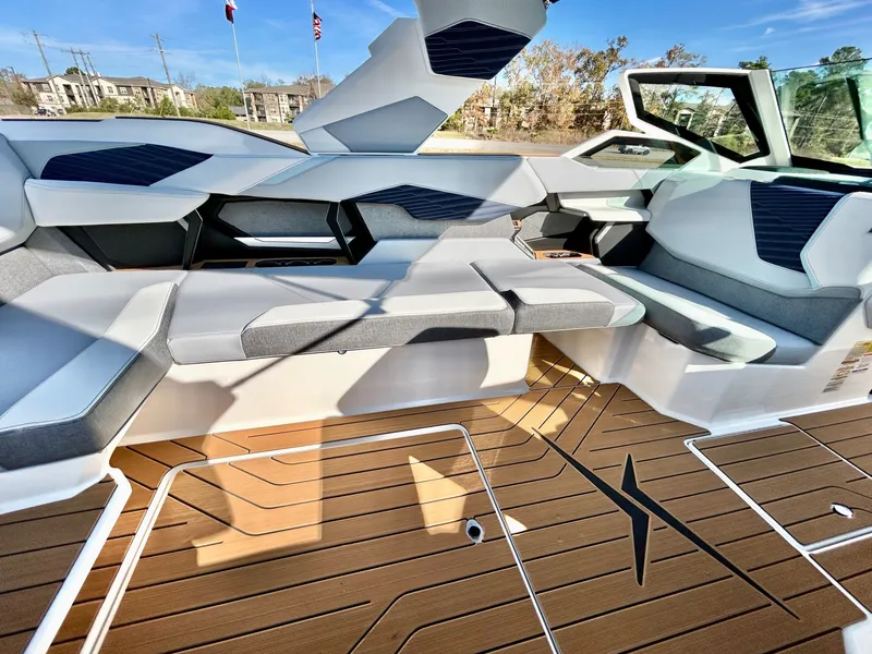 Slide: The Image of MasterCraft X24 2026 - 58