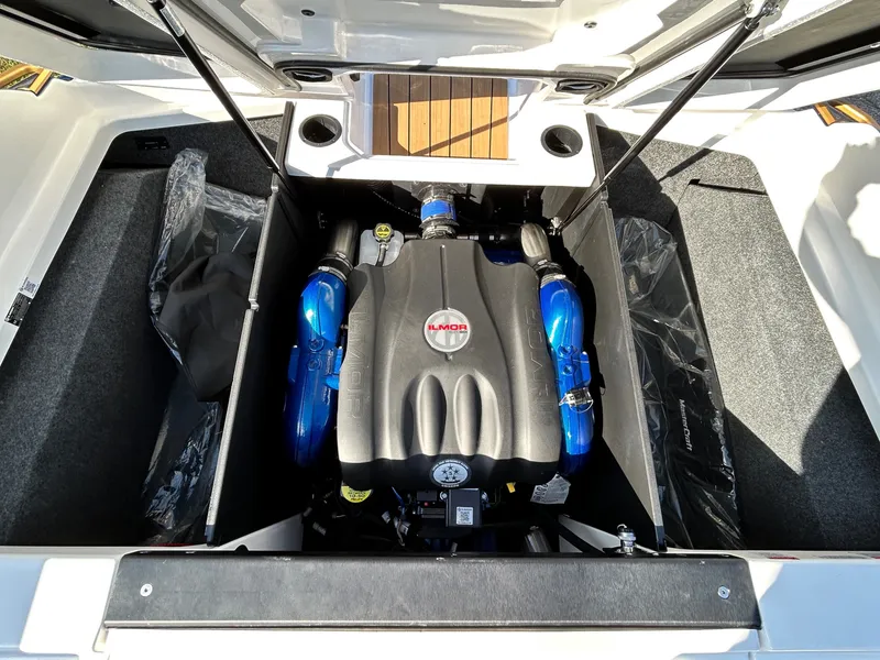 Slide: The Image of MasterCraft X24 2026 - 67