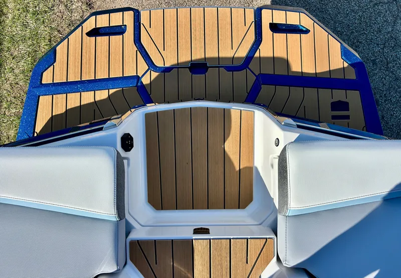 Slide: The Image of MasterCraft X24 2026 - 77
