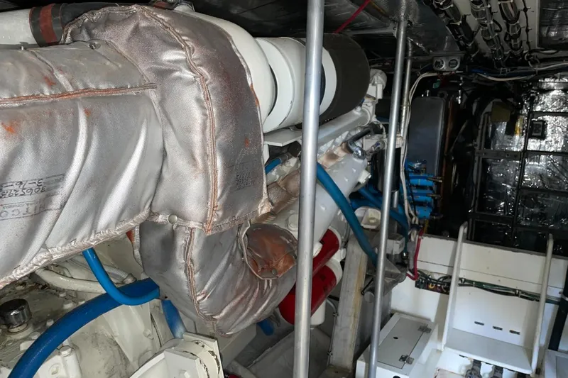 Slide: The Image of Bertram 54 Convertible 1984 - 50