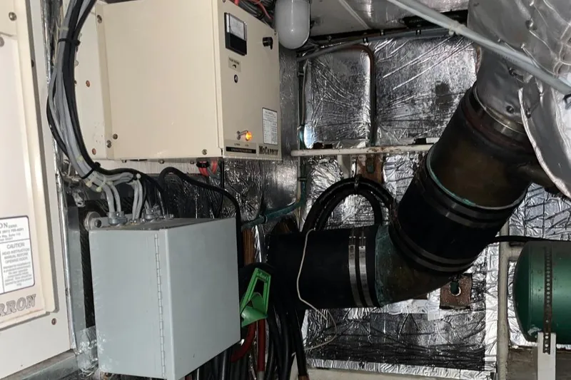 Slide: The Image of Bertram 54 Convertible 1984 - 51