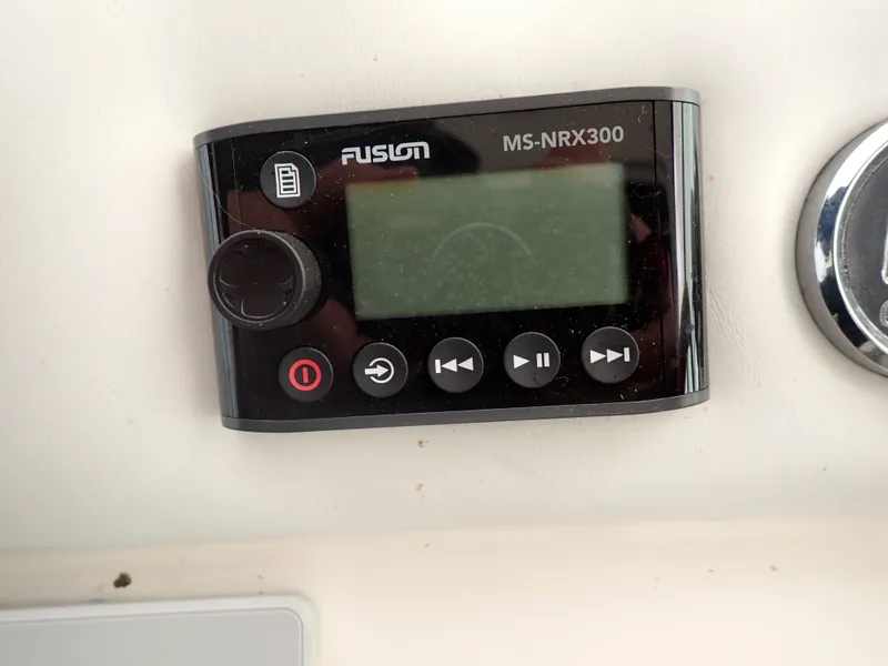 Slide: The Image of Fusion MS-NRX300 control unit on 1998 Sea Ray Sundancer. - 7