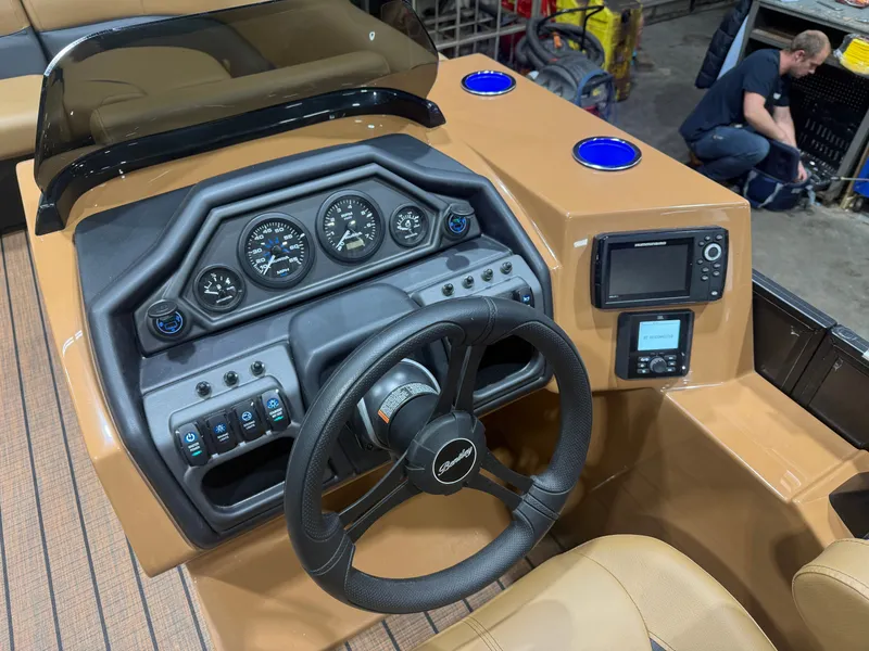 Slide: The Image of Bentley Pontoons Legacy 220 Navigator Quad Lounge & Honda 4-Stroke EFI 2026 - 13