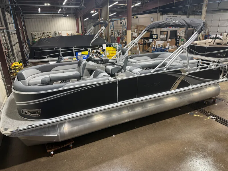 The Image of Tahoe LTZ 2385 Elite Cruise & Honda 4-Stroke EFI 2026 - 1