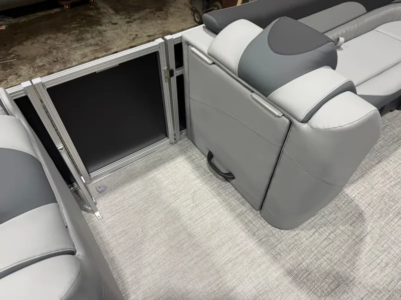 Slide: The Image of Tahoe LTZ 2385 Elite Cruise & Honda 4-Stroke EFI 2026 - 23