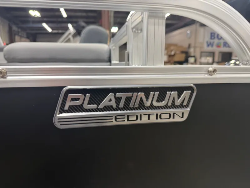 Slide: The Image of Tahoe LTZ 2385 Elite Cruise & Honda 4-Stroke EFI 2026 - 35