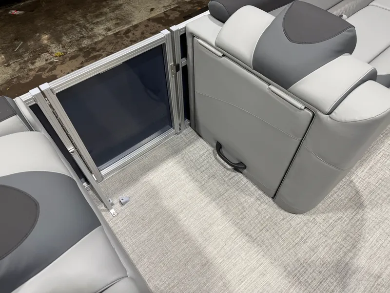 Slide: The Image of Tahoe LTZ 2385 Elite Cruise & Honda 4-Stroke EFI 2026 - 23