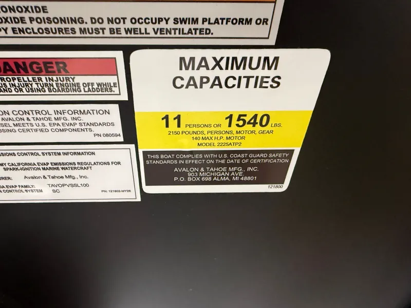 Slide: The Image of Tahoe LTZ 2385 Elite Cruise & Honda 4-Stroke EFI 2026 - 17