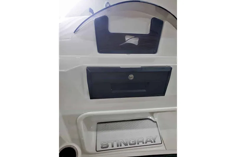 Slide: The Image of Stingray 172 DC 2026 - 23