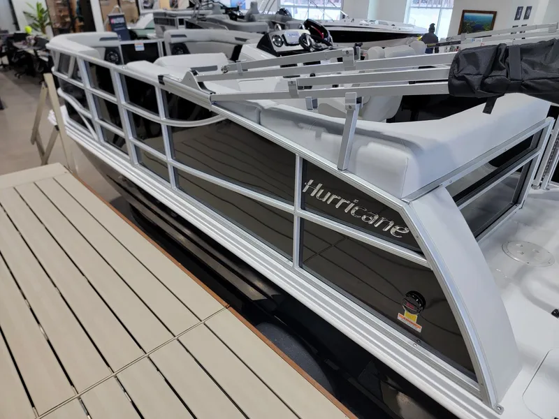 Slide: The Image of Hurricane FD1960RE3-OB 2026 - 14