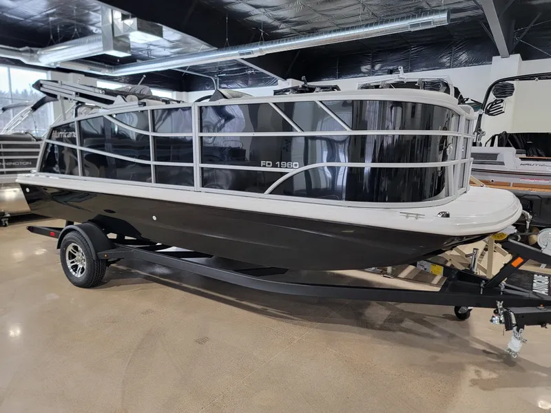 Slide: The Image of Hurricane FD1960RE3-OB 2026 - 3