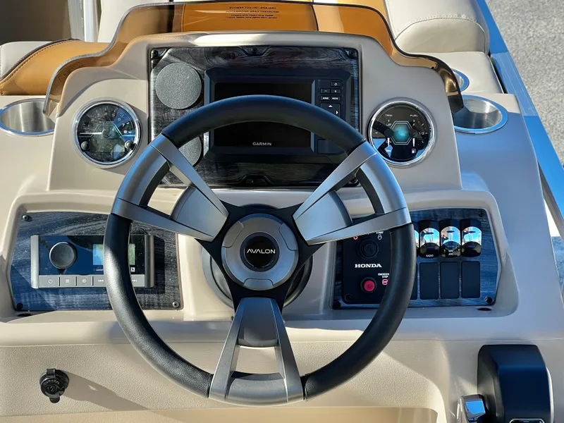 Slide: The Image of Avalon Venture 21' Quad Lounge 2026 - 25