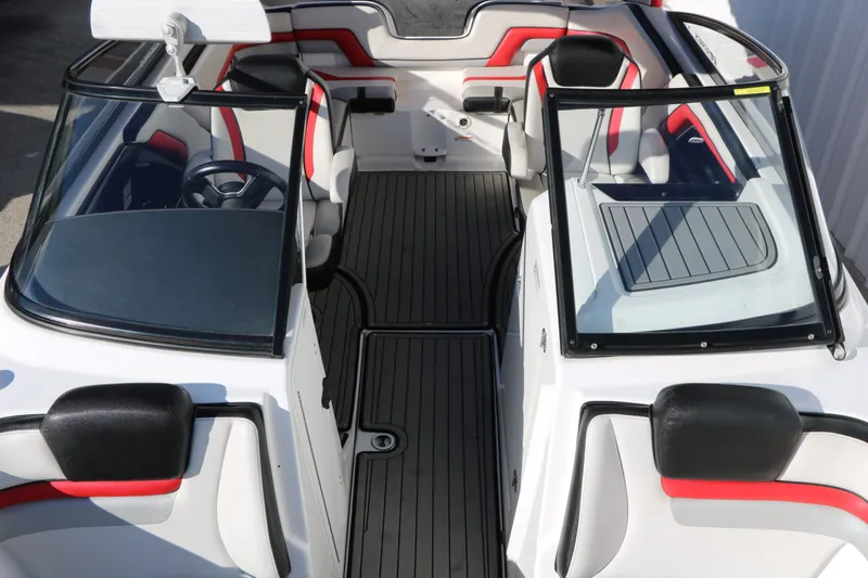 Slide: The Image of Yamaha 242X E-Series 2018 - 26