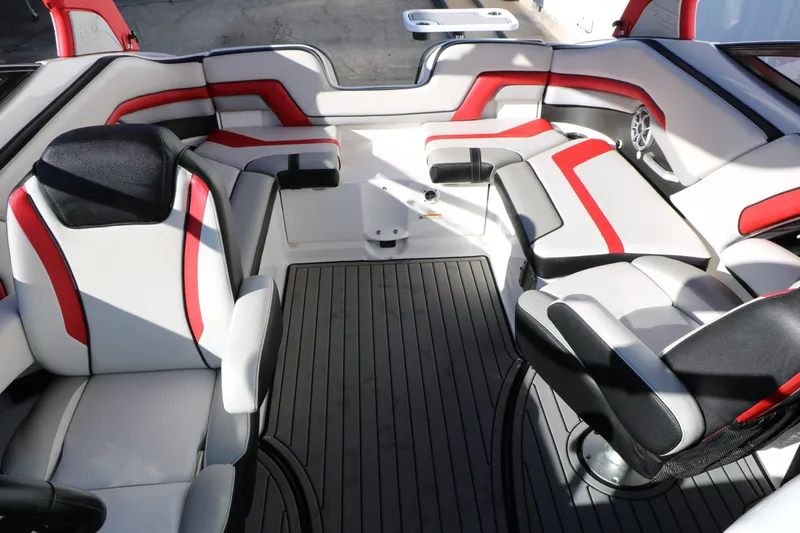 Slide: The Image of Yamaha 242X E-Series 2018 - 53