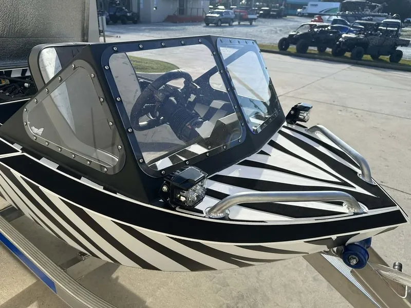 Slide: The Image of Cenflo Marine 7FT Spider 2026 - 4