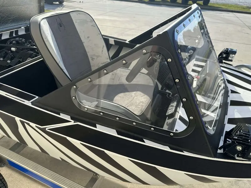 Slide: The Image of Cenflo Marine 7FT Spider 2026 - 5