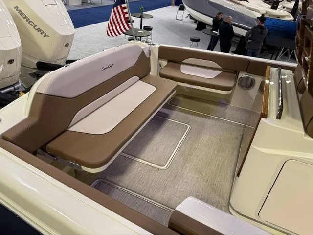 Slide: The Image of Chris-Craft Catalina 31 2026 - 8