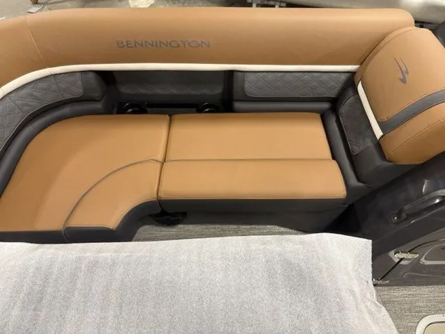 Slide: The Image of Bennington S Quad Bench 22 SSR Tritoon 2026 - 11