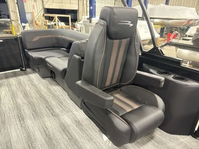 Slide: The Image of Bennington S Quad Bench 22 SSR Tritoon 2026 - 13