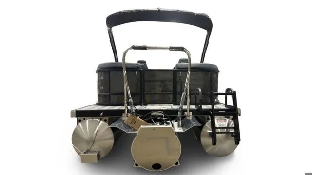 Slide: The Image of Bennington S Quad Bench 22 SSR Tritoon 2026 - 6