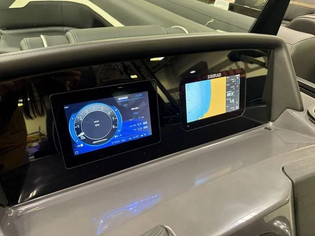 Slide: The Image of Bennington S Quad Bench 22 SSR Tritoon 2026 - 15