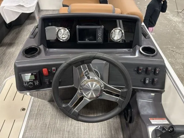 Slide: The Image of Bennington S Quad Bench 22 SSR Tritoon 2026 - 12