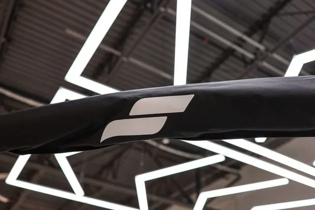 Slide: The Image of Starcraft SVX OB 230 DC OB 2026 - 23