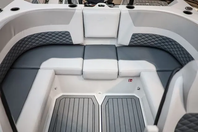 Slide: The Image of Starcraft SVX OB 230 DC OB 2026 - 35