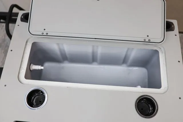 Slide: The Image of Starcraft VX 20 FD 2026 - 22