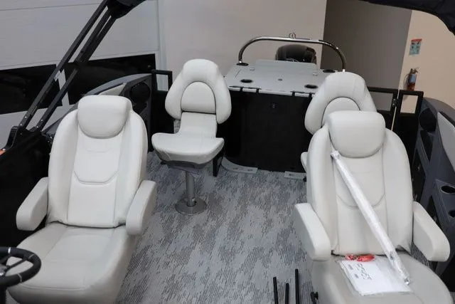 Slide: The Image of Starcraft VX 20 FD 2026 - 26