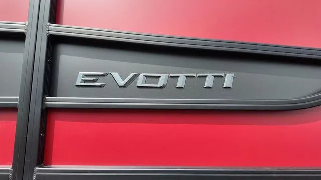 Slide: The Image of Evotti 523CS 2026 - 10