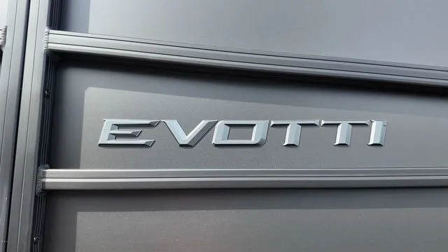 Slide: The Image of Evotti 723QL 2026 - 10