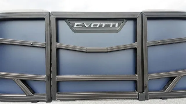 Slide: The Image of Evotti 523QL 2026 - 15