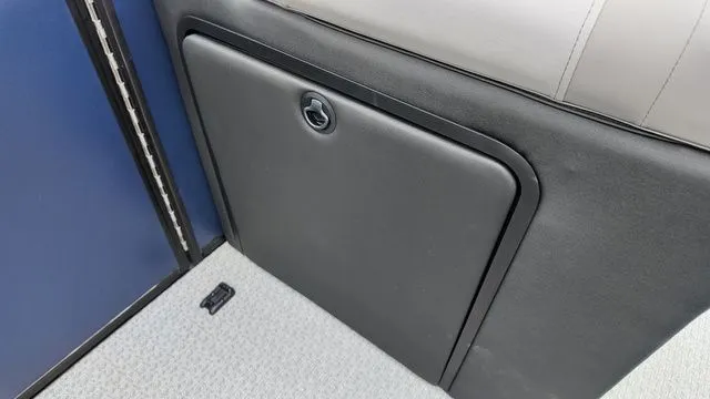 Slide: The Image of Evotti 523QL 2026 - 22