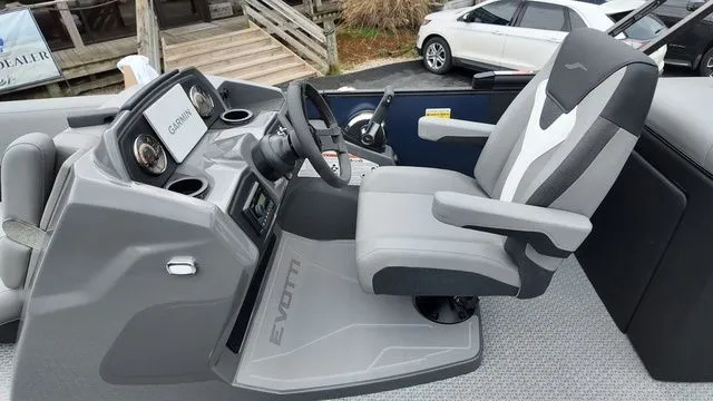 Slide: The Image of Evotti 523QL 2026 - 27