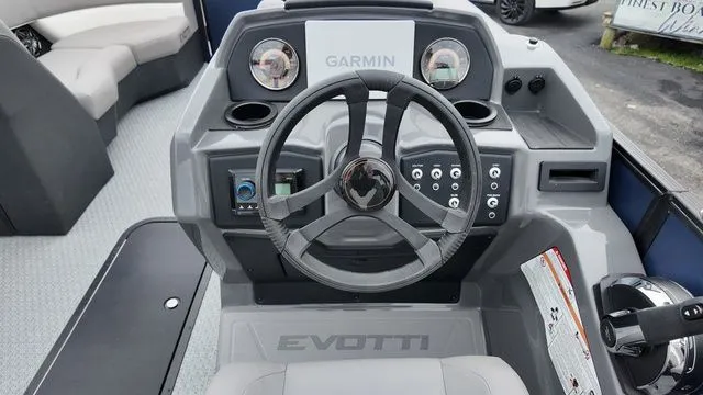 Slide: The Image of Evotti 523QL 2026 - 33