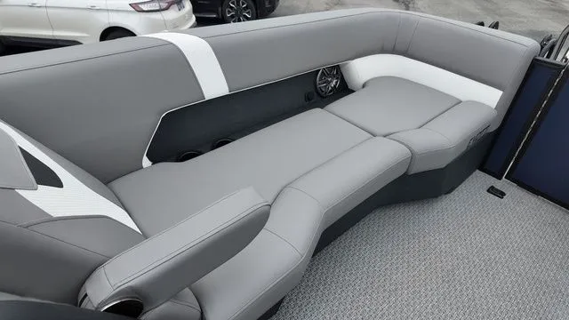 Slide: The Image of Evotti 523QL 2026 - 36