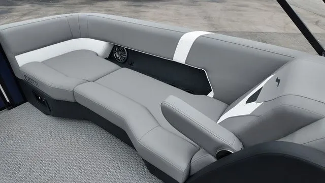 Slide: The Image of Evotti 523QL 2026 - 37