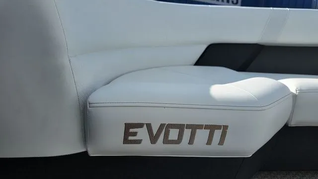 Slide: The Image of Evotti 725CS 2026 - 11