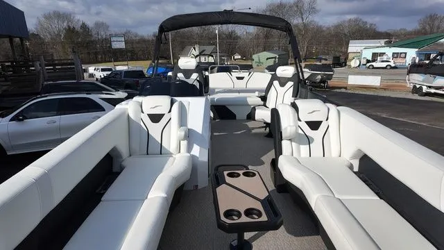 Slide: The Image of Evotti 725CS 2026 - 12