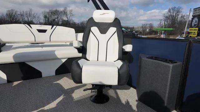 Slide: The Image of Evotti 725CS 2026 - 34