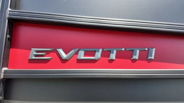 Slide: The Image of Evotti 521QL 2026 - 11