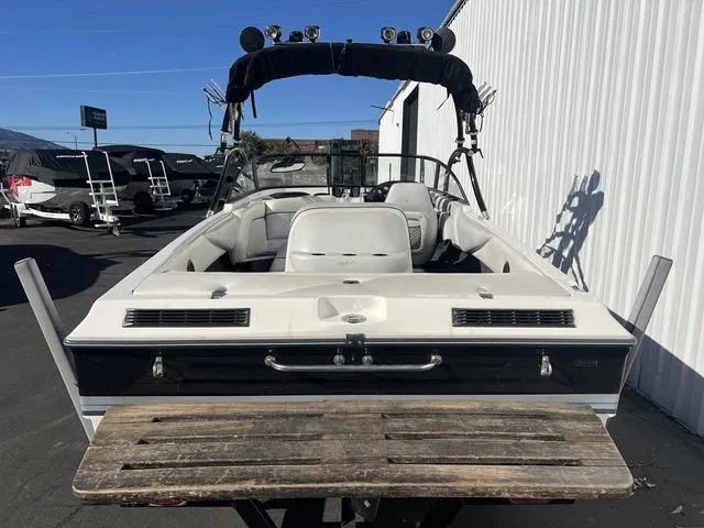 Slide: The Image of Tigé Pre 2002 WT 1996 - 3