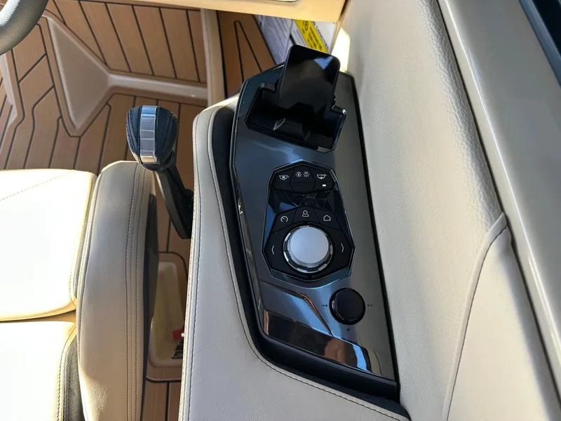 Slide: The Image of Nautique G23 2026 - 25