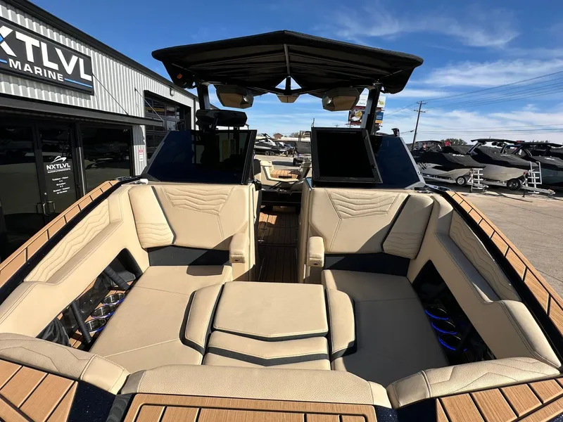 Slide: The Image of Nautique G23 2026 - 40