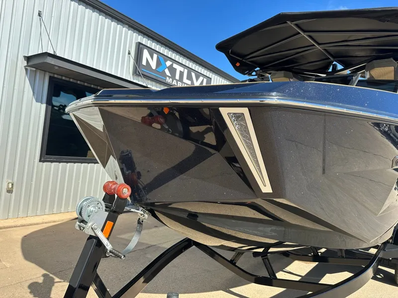 Slide: The Image of Nautique G23 2026 - 9