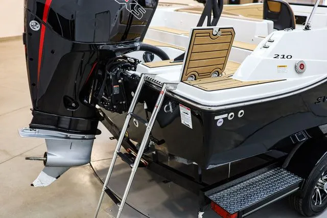 Slide: The Image of Starcraft SVX 210 DC OB 2026 - 10